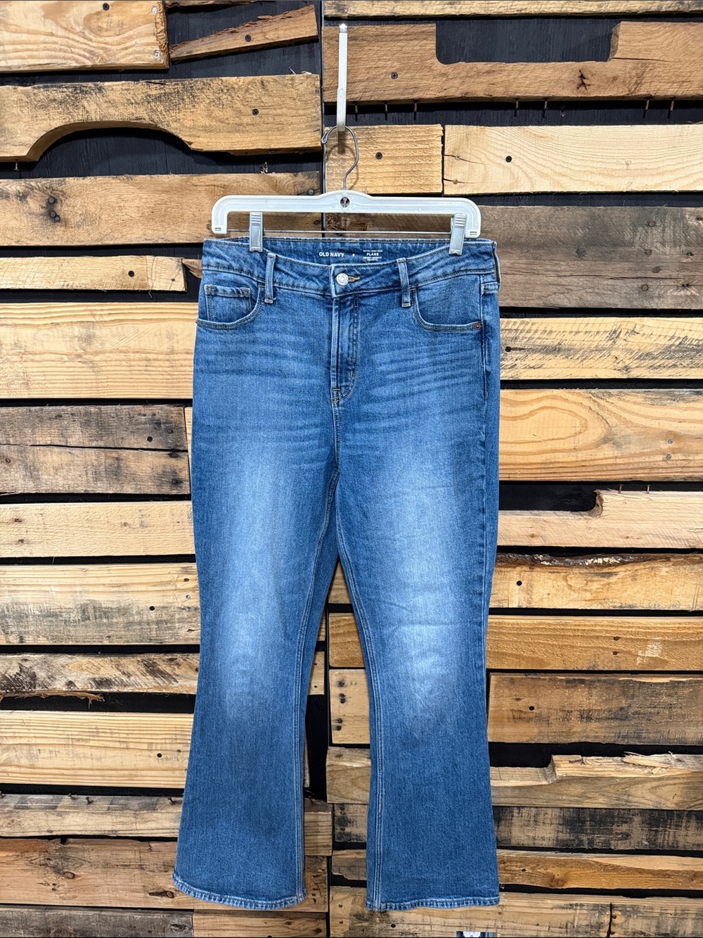 Old‎ Navy Extra High Rise Flare Secret Smooth Pocket Jeans Size 8